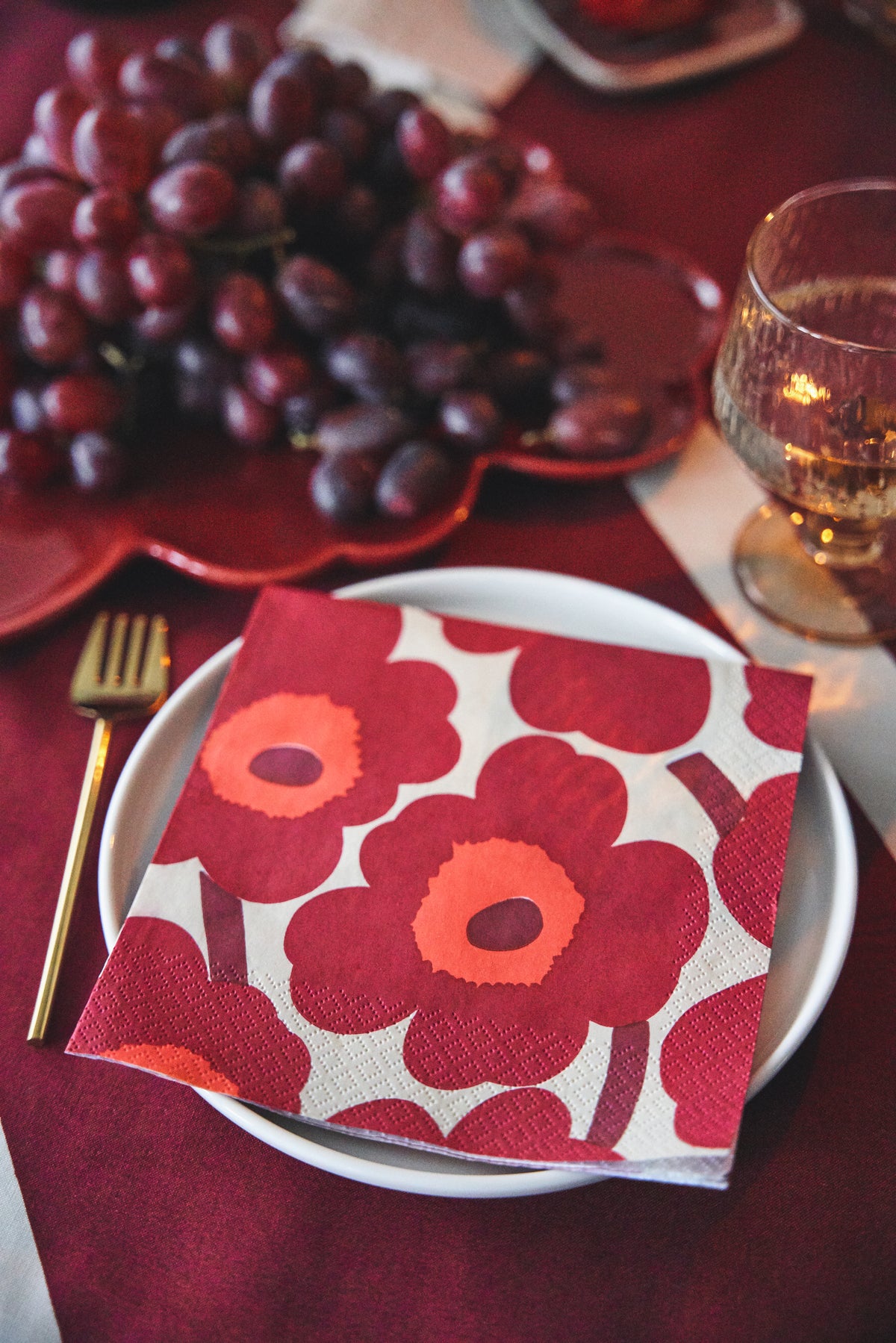Marimekko Unikko punakerma lautasliina 20kpl/33cm